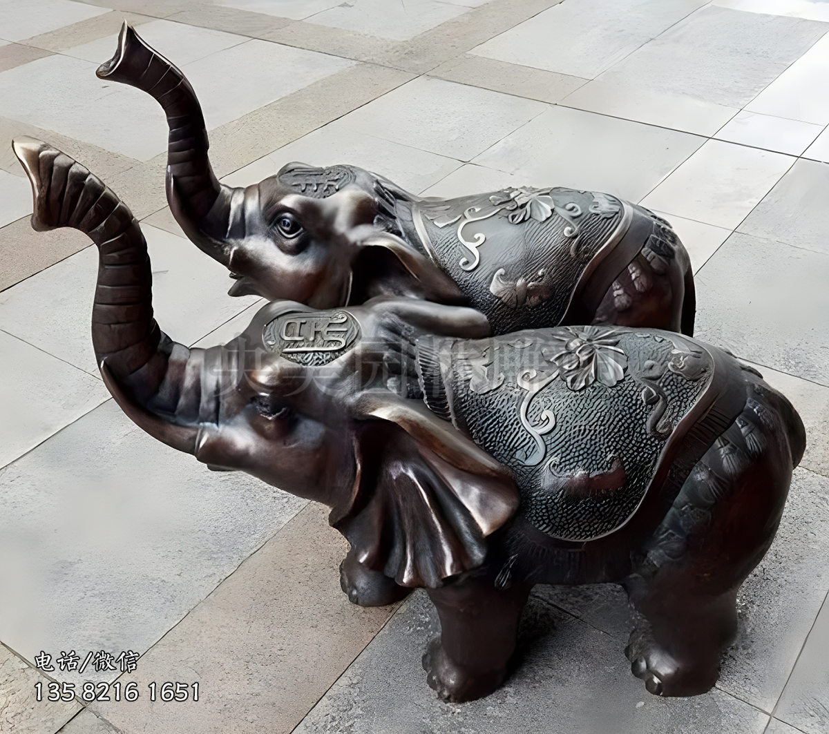 一對仿古大象銅雕擺件