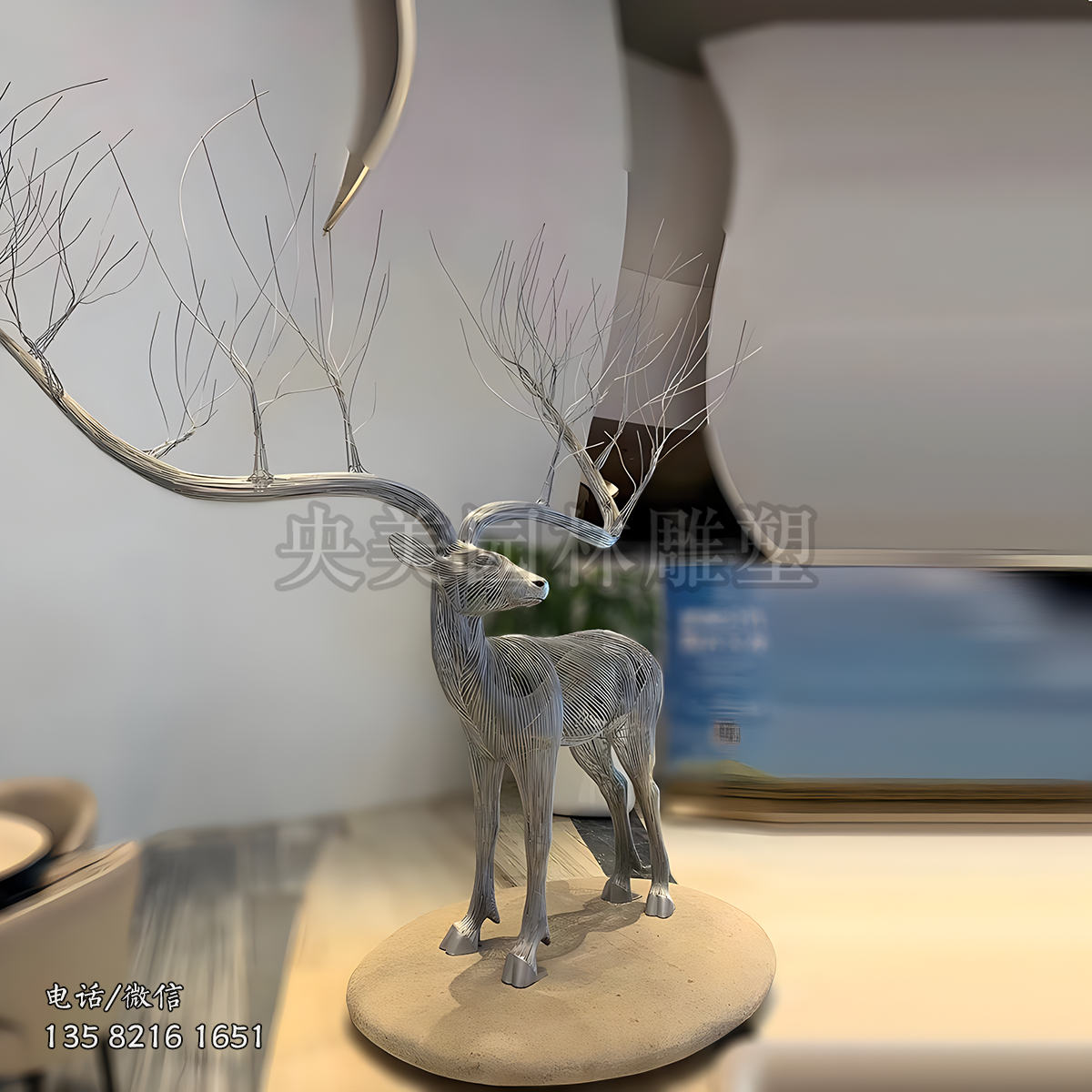 鐵藝藝術(shù)編織梅花鹿造型雕塑