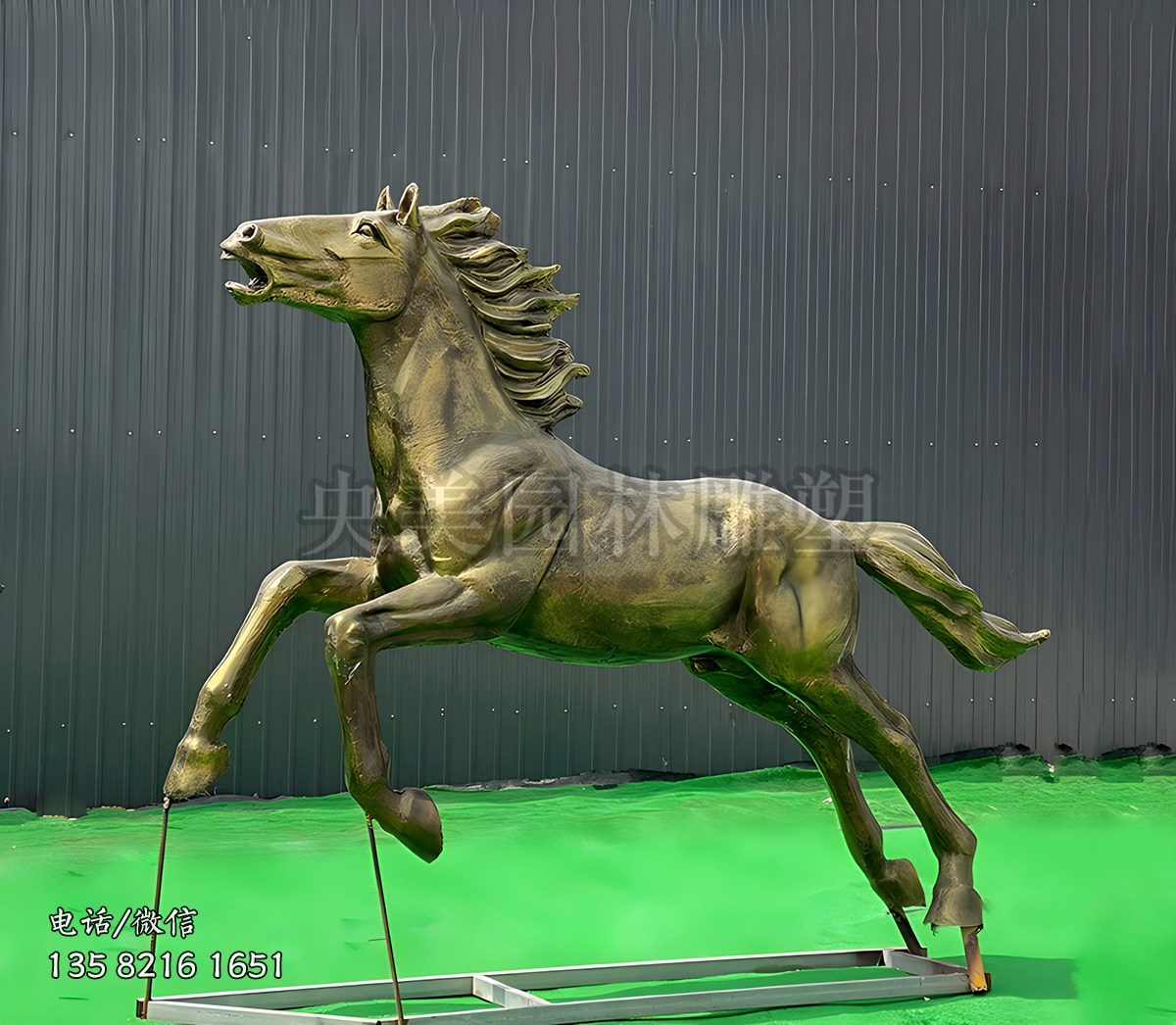 玻璃鋼仿銅奔馬雕塑