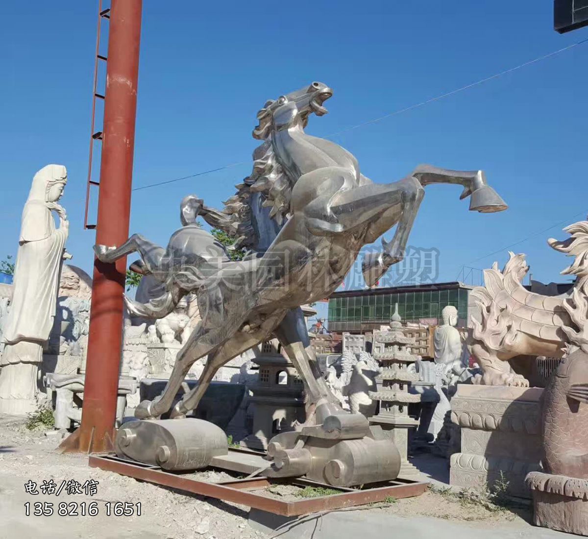 鏡面不銹鋼馬雕塑