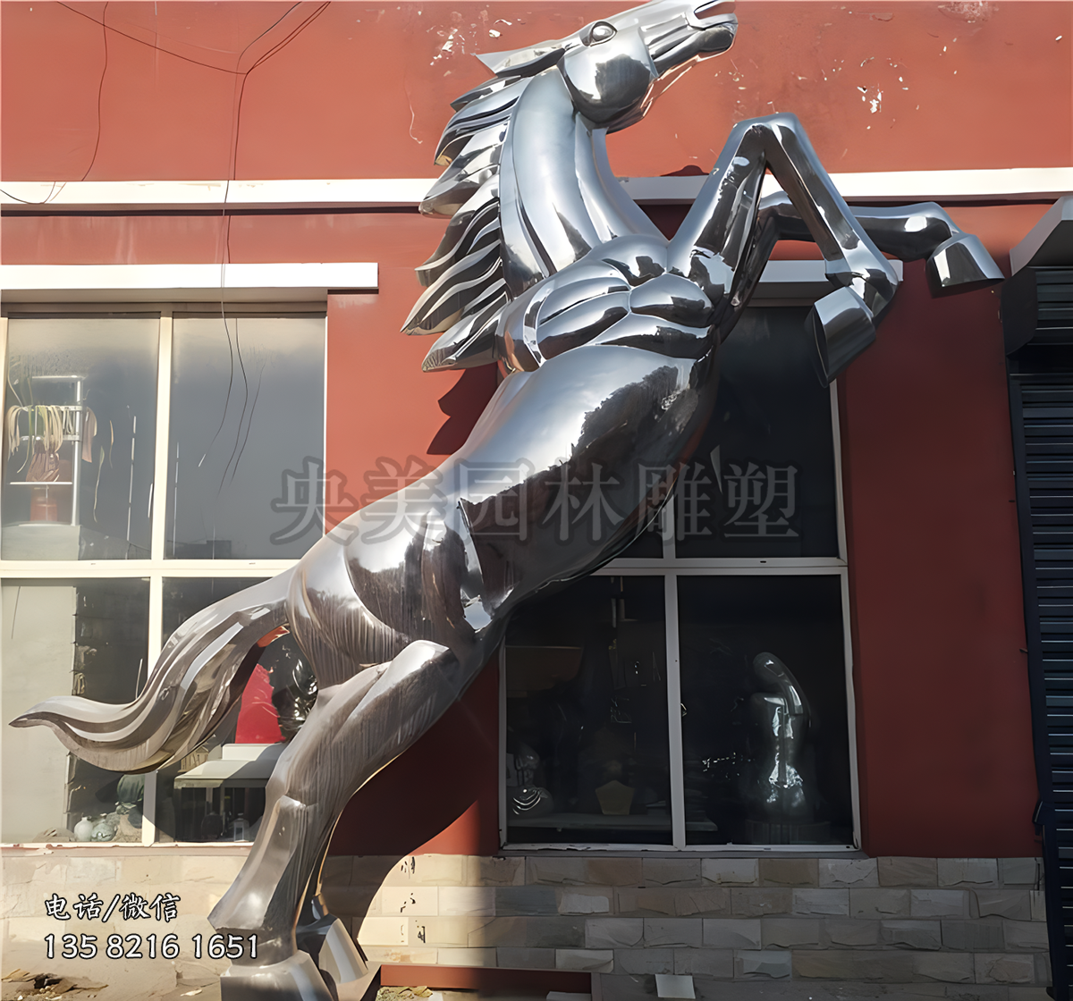 鏡面不銹鋼馬雕塑