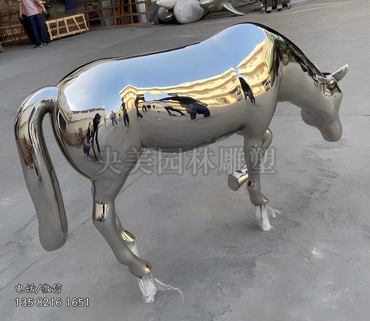 鏡面不銹鋼馬兒雕塑