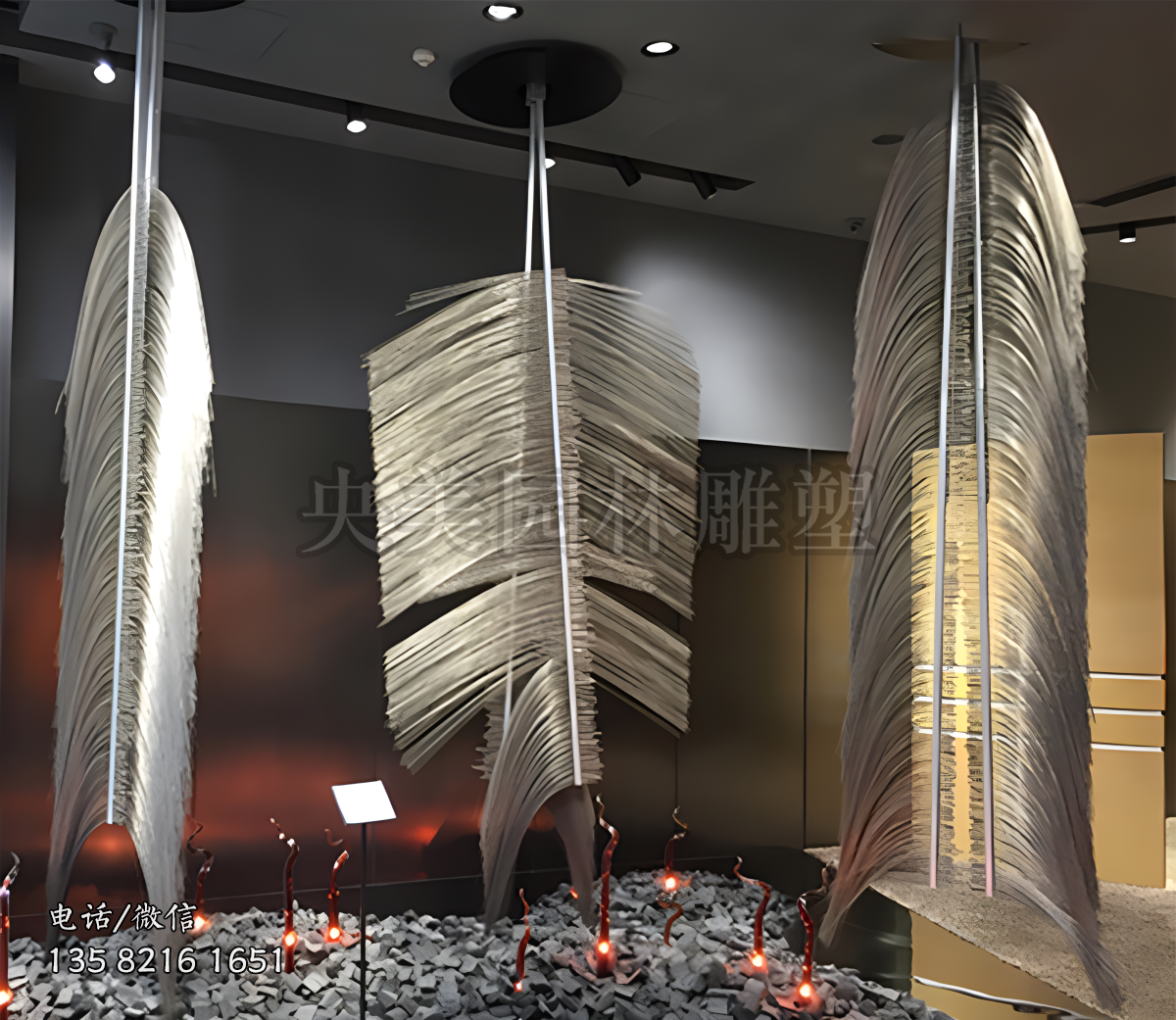 創(chuàng)意羽毛雕塑擺件