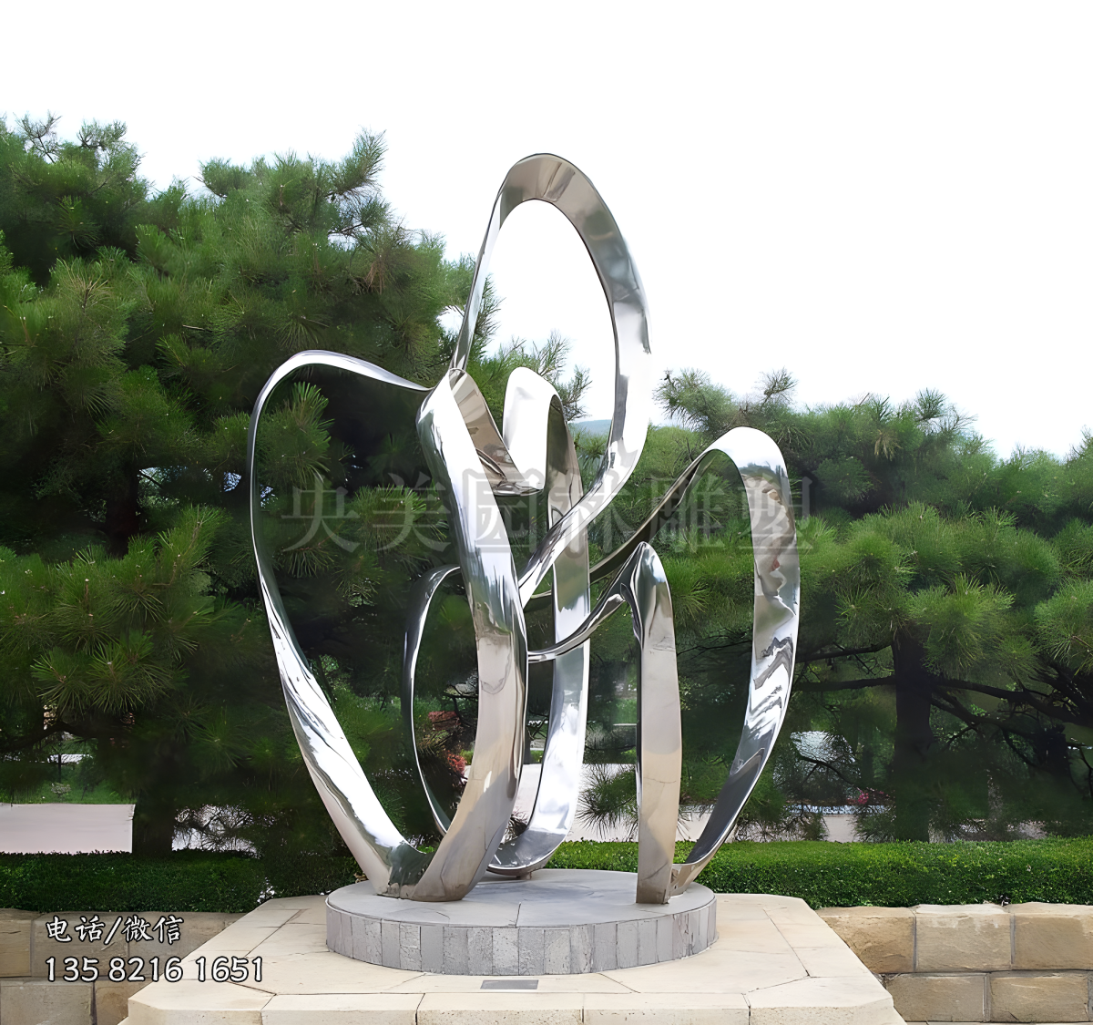 鏡面不銹鋼飄帶雕塑