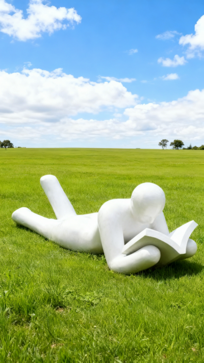 抽象玻璃鋼看書人物雕塑