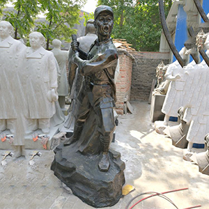 扔手雷 八路軍玻璃鋼仿銅戰(zhàn)士