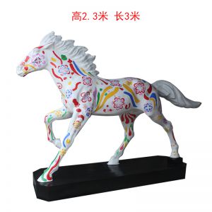 彩繪馬玻璃鋼抽象動物